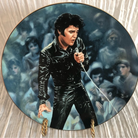 The Bradford Exchange Other - ELVIS PRESLEY COLLECTORS PLATE '68 Comeback Special number 1658, w/COA